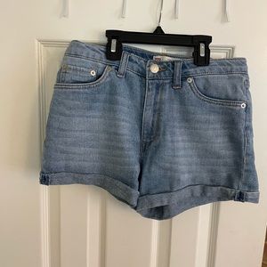Girl’s Levi’s High Rise Shorty Short